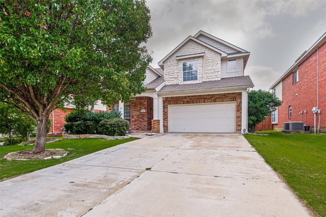 3127 S Camino Lagos, Grand Prairie, TX 75054
