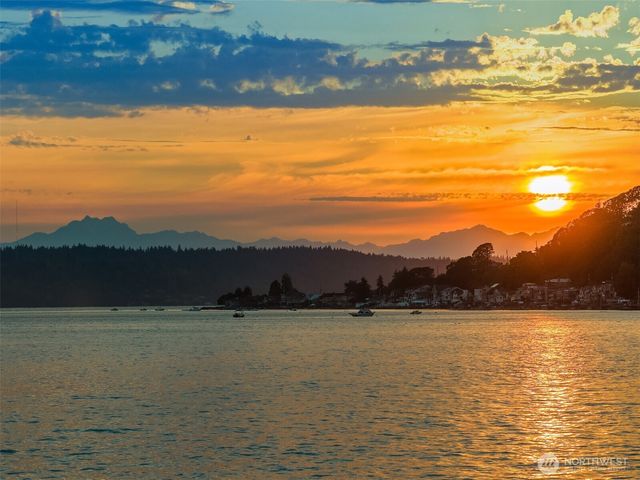 17825 Normandy Terrace SW, Normandy Park, WA 98166