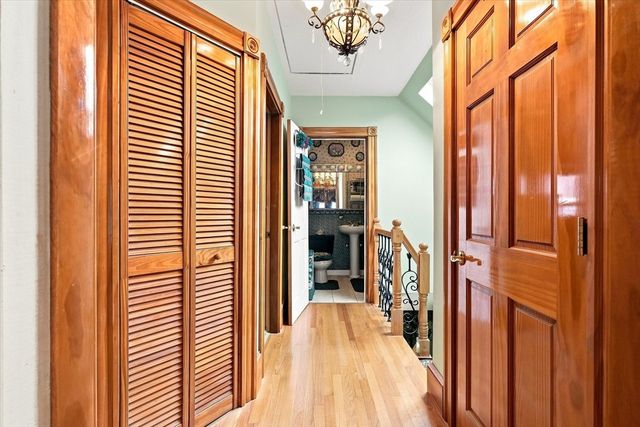 38 Eastman Ave, Swampscott, MA 01907