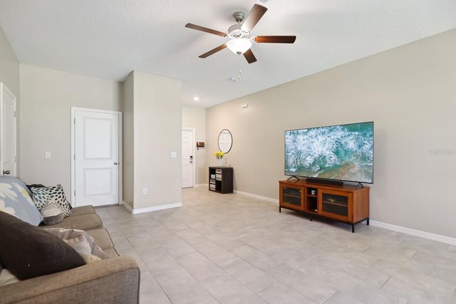 14323 EASY GOER STREET, Ruskin, FL 33573