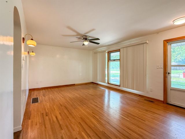 249 SW 3rd Street, Ogden, IA 50212