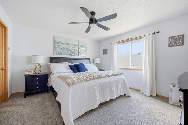 1054 42nd Avenue W, West Fargo, ND 58078