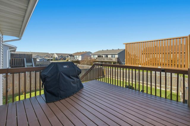 1054 42nd Avenue W, West Fargo, ND 58078