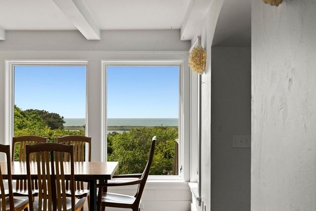 308 South Road, Chilmark, MA 02535