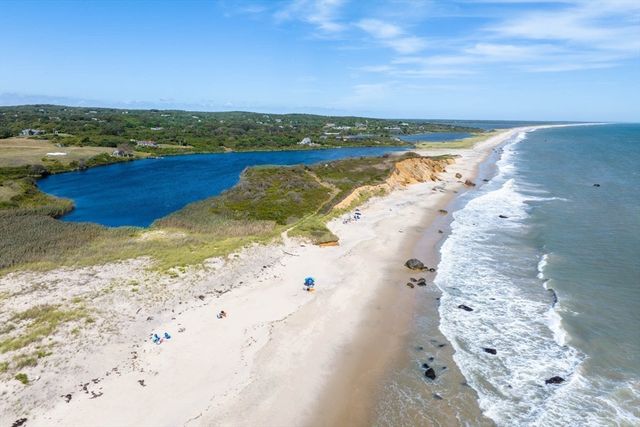 308 South Road, Chilmark, MA 02535