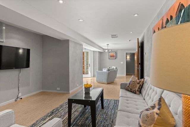 308 South Road, Chilmark, MA 02535