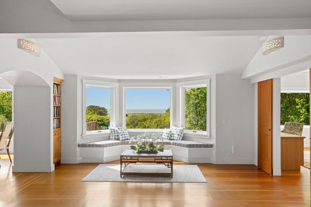 308 South Road, Chilmark, MA 02535