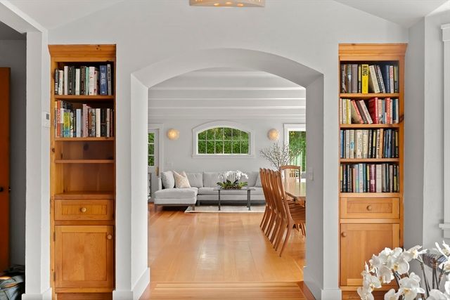 308 South Road, Chilmark, MA 02535