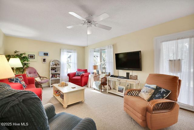 302 SE 79th Street, Oak Island, NC 28465