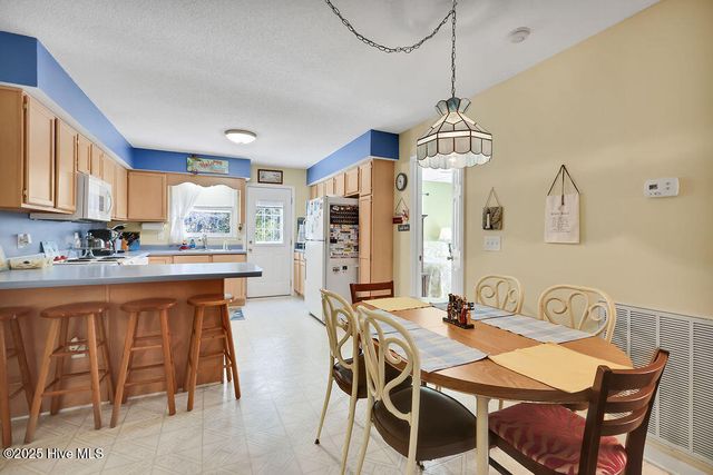 302 SE 79th Street, Oak Island, NC 28465