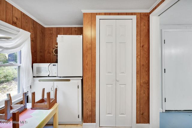 302 SE 79th Street, Oak Island, NC 28465