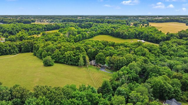 5833 Highway 76, E, Springfield, TN 37172