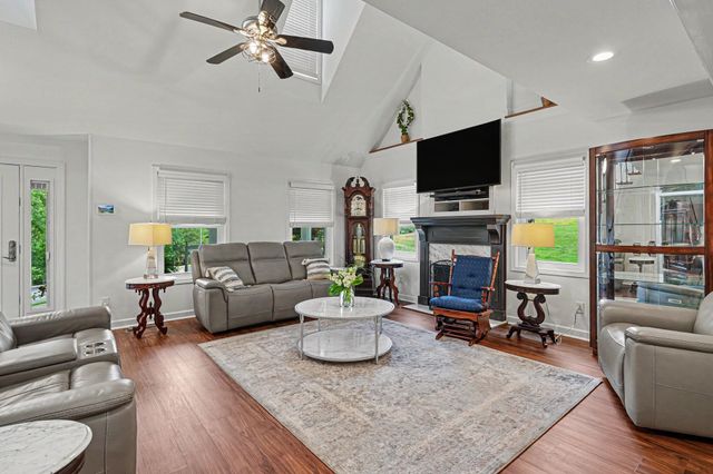 5833 Highway 76, E, Springfield, TN 37172