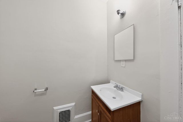 926 Delaware Avenue, Middletown, OH 45044