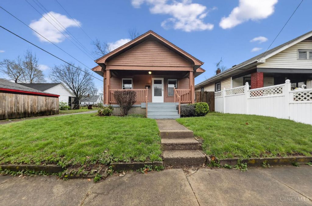 926 Delaware Avenue, Middletown, OH 45044