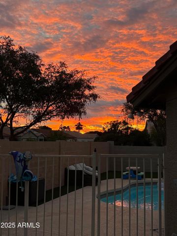 740 W SARAGOSA Street, Chandler, AZ 85225