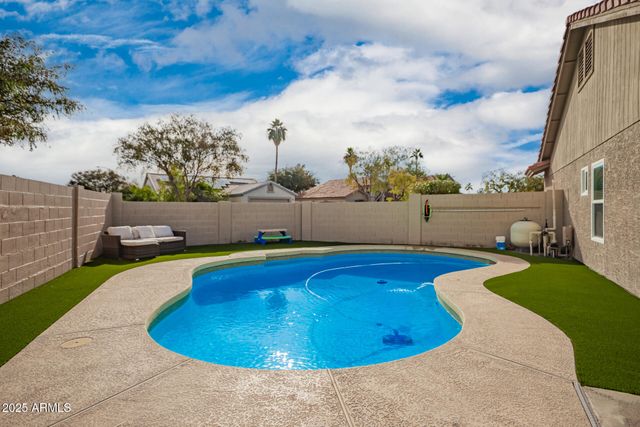 740 W SARAGOSA Street, Chandler, AZ 85225