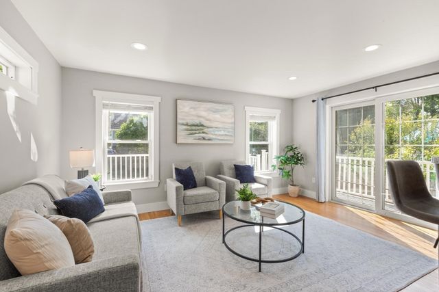 76 Saunders Street, Medford, MA 02155