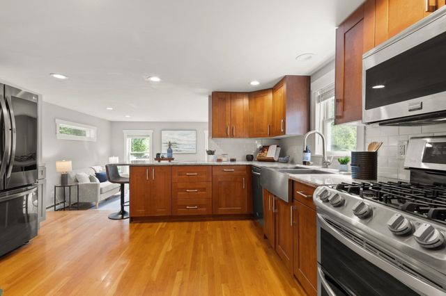 76 Saunders Street, Medford, MA 02155