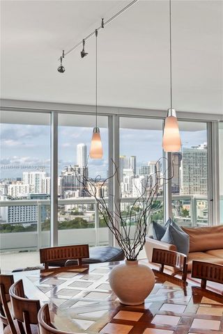 1643 Brickell Ave 2506, Miami, FL 33129