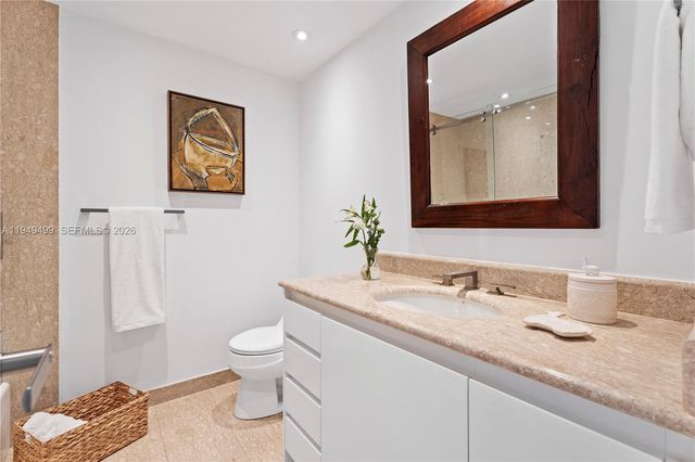 1643 Brickell Ave 2506, Miami, FL 33129