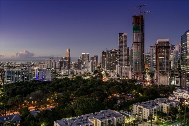 1643 Brickell Ave 2506, Miami, FL 33129