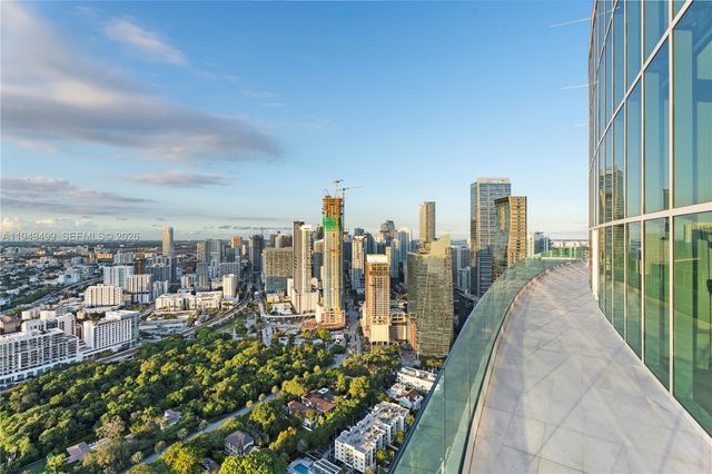 1643 Brickell Ave 2506, Miami, FL 33129