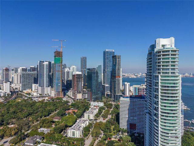 1643 Brickell Ave 2506, Miami, FL 33129