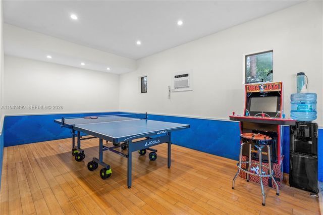 1643 Brickell Ave 2506, Miami, FL 33129