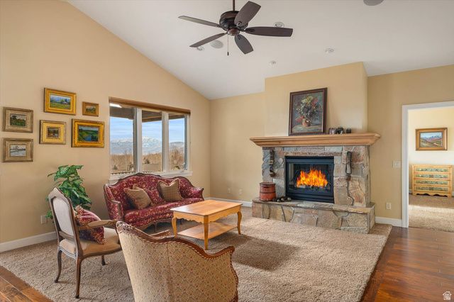 124 E PROVENCE WAY, Midway, UT 84049