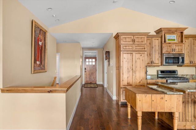 124 E PROVENCE WAY, Midway, UT 84049