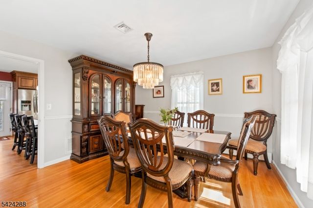 8 Papoose Trl, Hopatcong Boro, NJ 07821