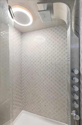 4036 RAMELLE Drive, Council Bluffs, IA 51501