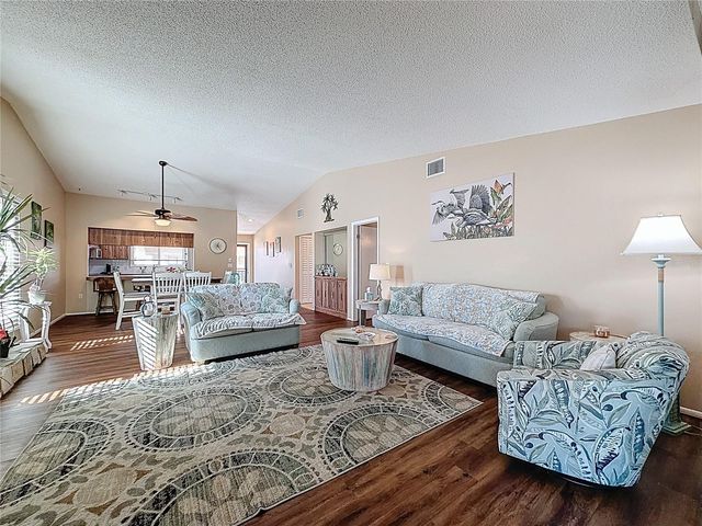 9961 EAGLES POINT CIRCLE 4, Port Richey, FL 34668