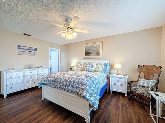 9961 EAGLES POINT CIRCLE 4, Port Richey, FL 34668