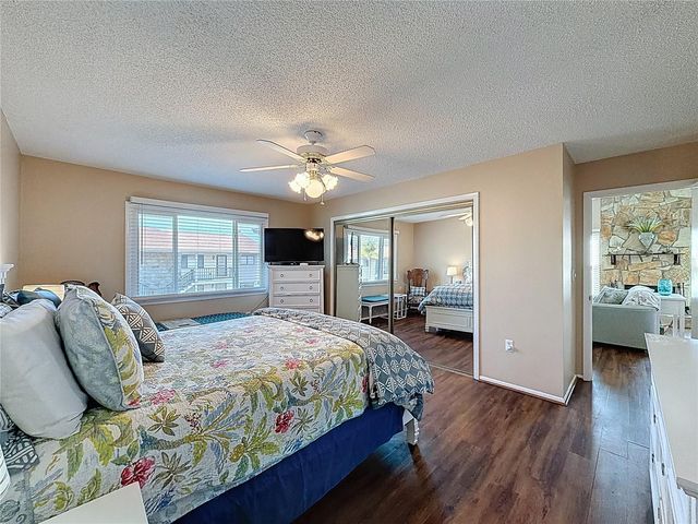 9961 EAGLES POINT CIRCLE 4, Port Richey, FL 34668