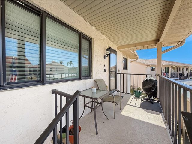 9961 EAGLES POINT CIRCLE 4, Port Richey, FL 34668