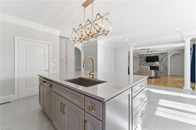 450 Beaver Creek Road, Lexington, NC 2