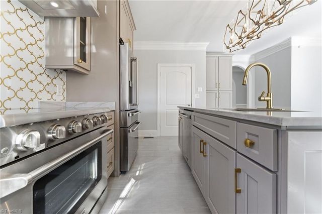 450 Beaver Creek Road, Lexington, NC 2