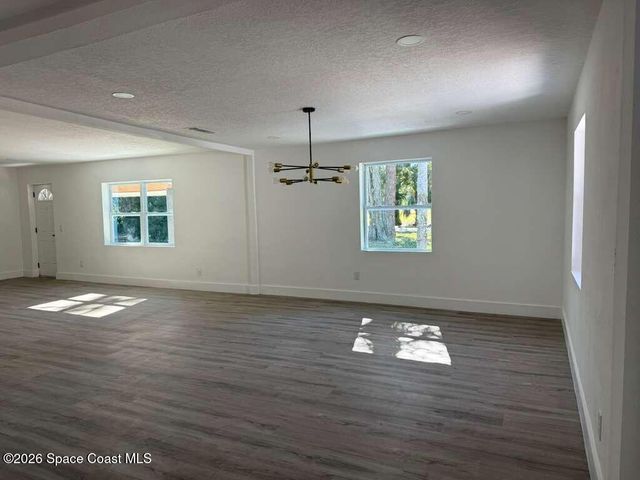 581 Calle Grande Street, Ormond Beach, FL 32174