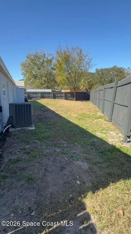 581 Calle Grande Street, Ormond Beach, FL 32174