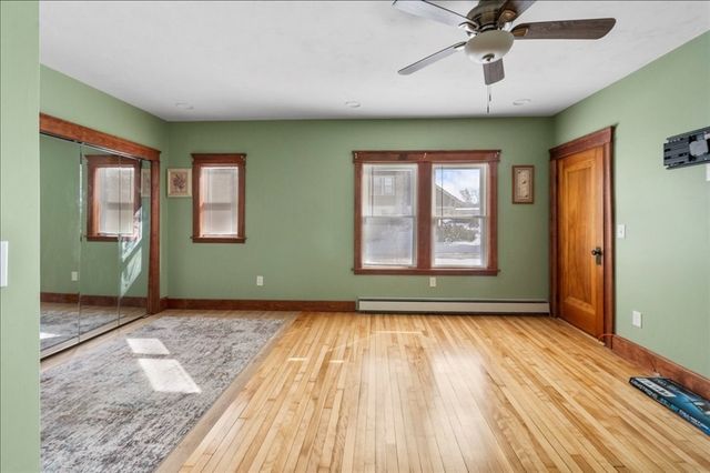 61 School St, Auburn, MA 01501