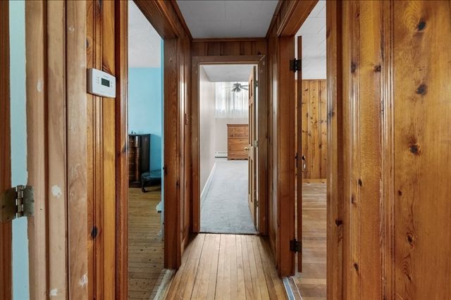 61 School St, Auburn, MA 01501