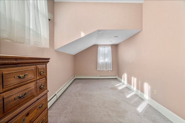 61 School St, Auburn, MA 01501