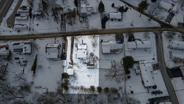 61 School St, Auburn, MA 01501