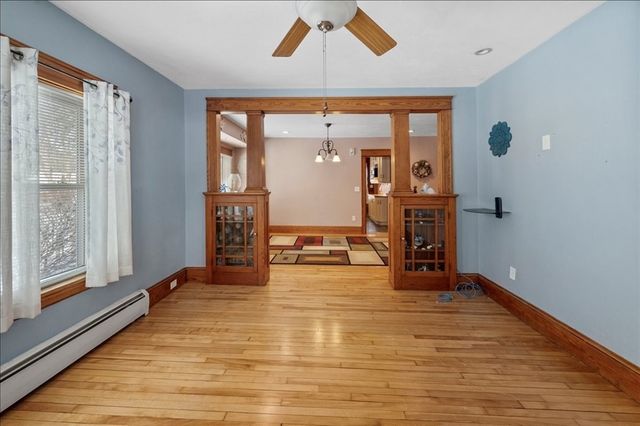 61 School St, Auburn, MA 01501