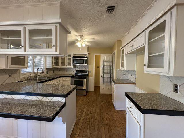 3307 77th Street, Lubbock, TX 79423