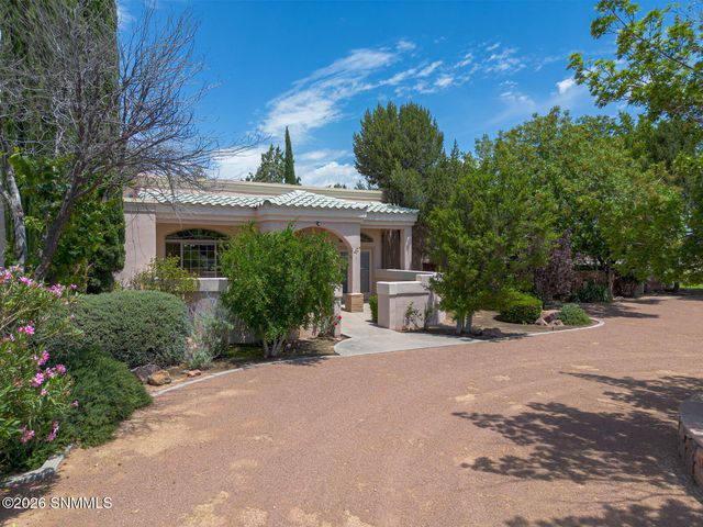 1520 Paisano Road, Las Cruces, NM 88005