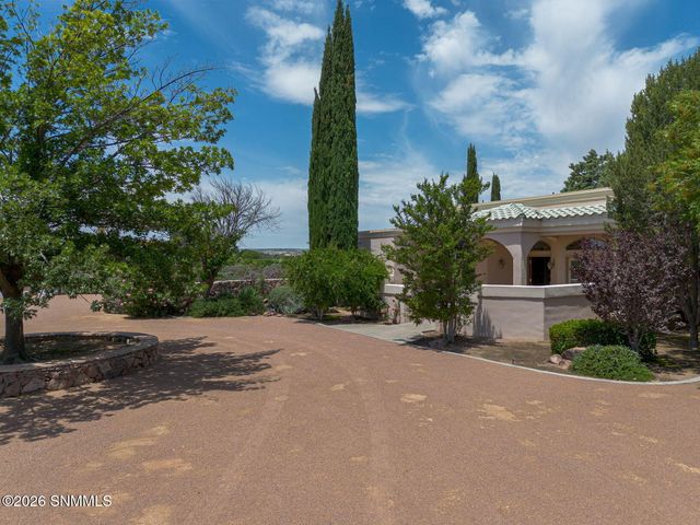 1520 Paisano Road, Las Cruces, NM 88005