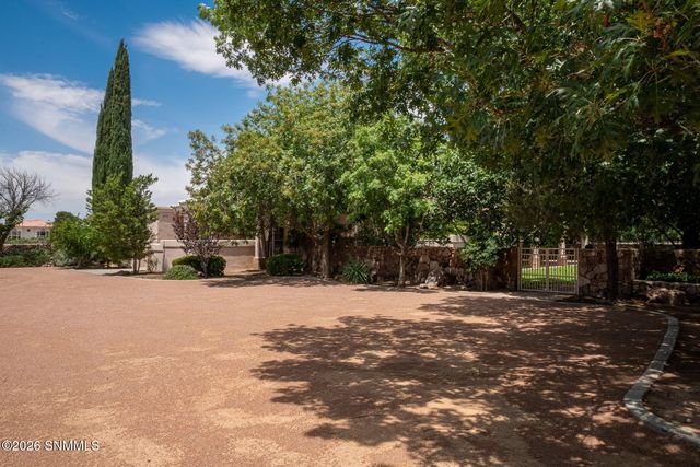 1520 Paisano Road, Las Cruces, NM 88005